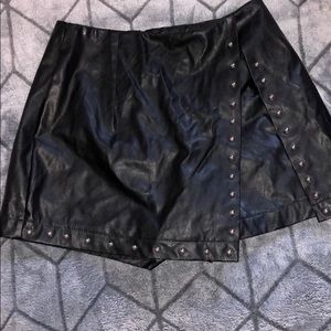 Skort